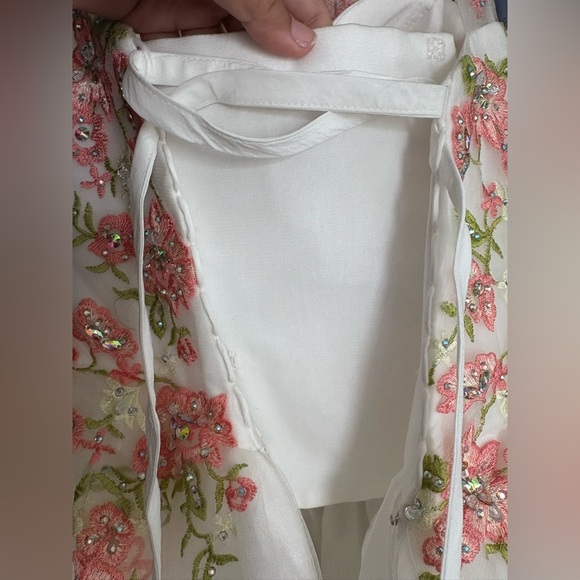 Sweet 16/ Quinceañera/ Wedding Dancing Queen Embellished Ivory Formal Ball Gown - Picture 8 of 10